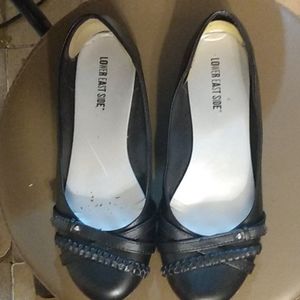 Ladies flats